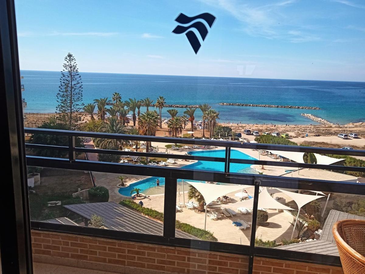 Venus Beach Hotel Paphos Esterno foto View from the hotel
